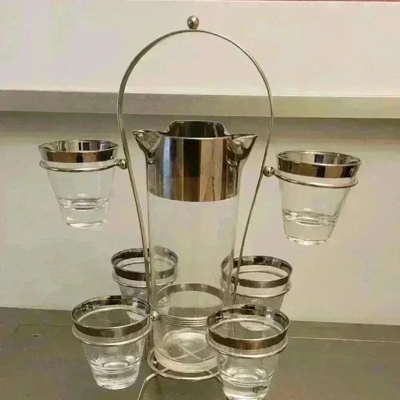 MCM-Cocktail Caddy